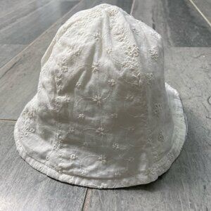 Baby Gap Ribbed Cotton Eyelet Bucket Sun Hat White Size 18-24 months